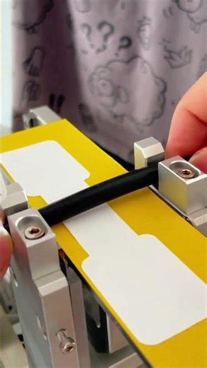 Thick cables can also be labeled using our wire labeling machine#labelingmachine #labeler