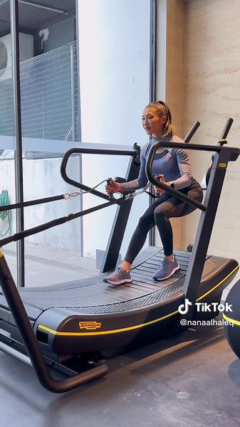 Intense 10-Minute SkillMill Workout for Legs and Booty