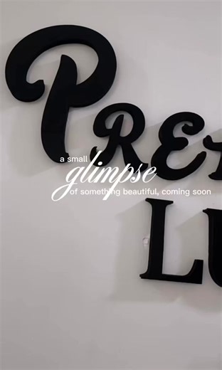 Discover Preloved Luxe: Affordable Luxury Thrift Finds