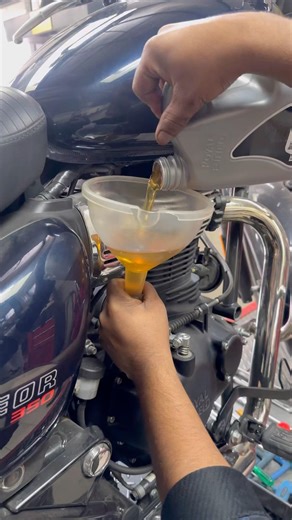 Royal Enfield meteor 350 Engine oil change