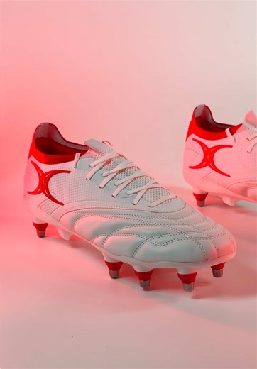 The Gilbert Icon Players 8-Stud Rugby Boots deliver traction, stability and confidence on soft ground. 👉 https://l1nq.com/xmb2x #RugbyUK #GilbertRugby #IconPlayers #SGBoots #RugbyBoots