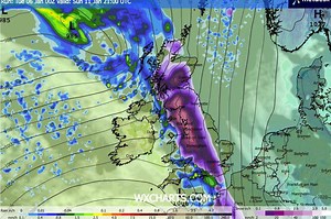 ’Snowbomb cyclone’ heading towards UK ahead as Storm Goretti warning issued