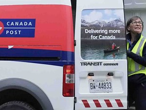 Canada Post workers to stop delivering flyers in latest strike escalation