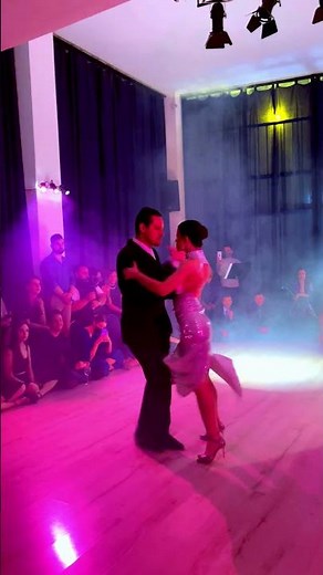 Rhythmic Tango Sequences for the Social Dance