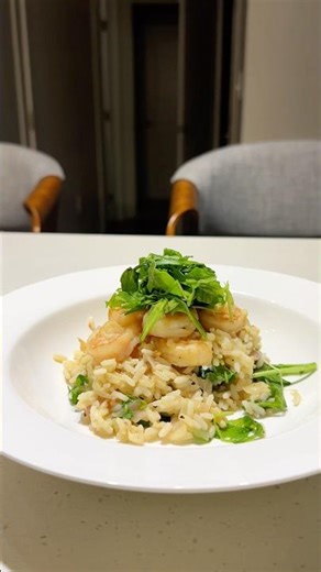 Healthy One Pan Shrimp & Rice Recipe #onepanrecipe #youtubeshorts #foodshorts #shrimprecipe