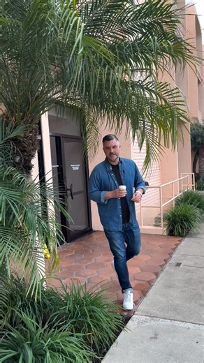 You’ve hit ~$8K a month. You know your offers work - but getting to 7 figures feels like a different game. Join me for a FREE LIVE Million-Dollar Year Workshop where I’ll break down: ✔ The biggest mistakes experts make when scaling ✔ The identity shifts that unlocked my first million ✔ The exact strategy & path that gets you real, sustainable growth This isn’t generic training - it’s the behind-the-scenes blueprint I use with 1:1 clients to turn coaches into market leaders. 💡 Who this is for: ✔