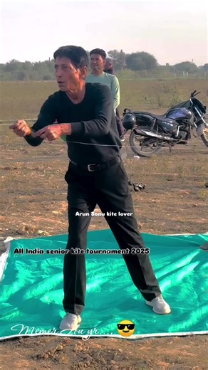 Baba in on fire... 😅 #savekitesfkying #backbenchersonflipkart #trending