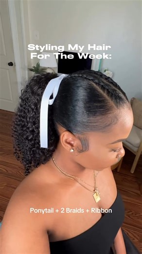 Easy protective hairstyle for the week using our 16" 3b/3c kinky curly drawstring ponytail 🌟💁‍♀️ Find the drawstring ponytail that can be styled just like your own hair on our website (link in bio) 👆🏽 If you are not sure which texture works with your hair, feel free to DM us some pics for suggestions 🥰 . . Thanks @knzyrae for this tutorial 😘 #betterlength #3bhair #3chair #kinkycurly #drawstringponytail #protectivestyle #protectivestyling | Betterlength