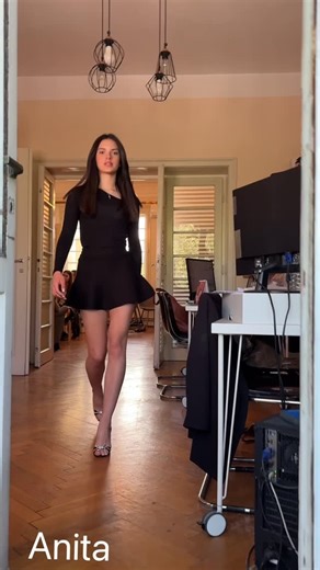 >> on Instagram: "Fox girls, in action! #manekenka #models #catwalk #casting #foxmodel"