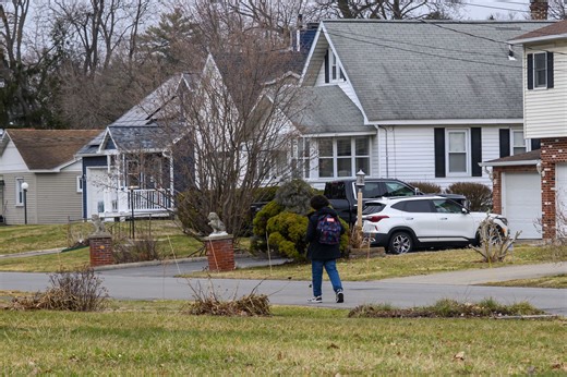 Report: Redlining lives on, mirrored in school attendance zones