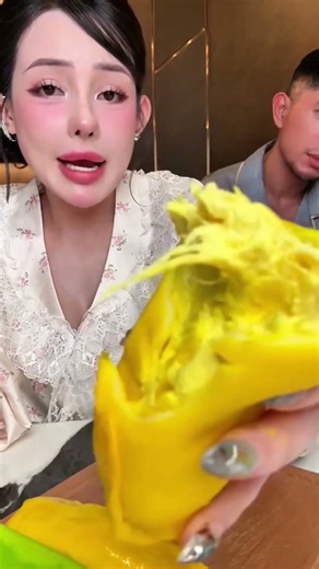 Ngân 98 trung thu xưa cũ Bánh gì ngon dữ.