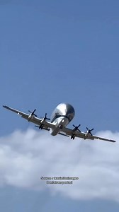 26K views · 248 reactions | Kok bisa ya pesawat sebesar itu terbang tinggi dengan mudah | DUNIA Transportasi | Facebook