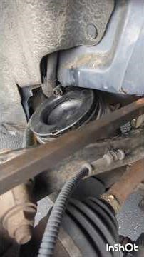 2014 Jeep Grand Cherokee Overland V6 3.6L - Rear left (Driver) Air Suspension replacement.