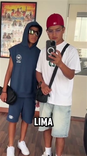Pol Deportes: Their FIRST CONCERT in Lima