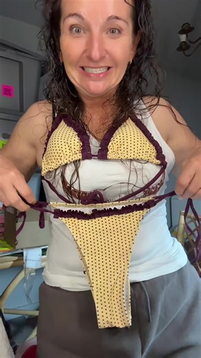 This bikini is so cute. The teenagers are gonna go wild for this for spring break. #tiktokshopcreatorpicks #tiktokshopspringglowup #springbreak #swimwearfashion #teenfashion