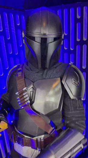 EPIC Mandalorian Cosplay