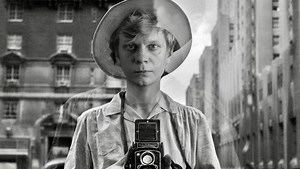 Exploring How to Take Street Photographs Like Vivian Maier