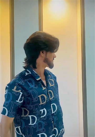 How to Achieve the Perfect Wolf Cut Hairstyle