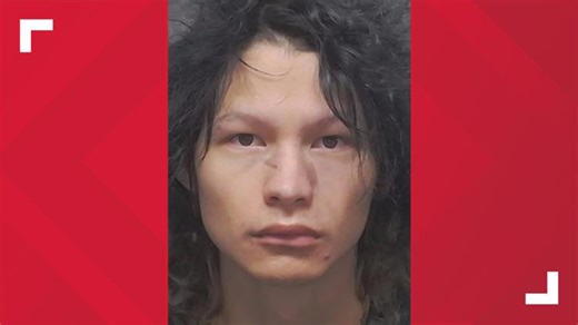 Man arrested after Bexar County deputies find young girl in his car during traffic stop