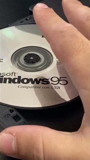 He instalado Windows 95 en un portátil de los 90
