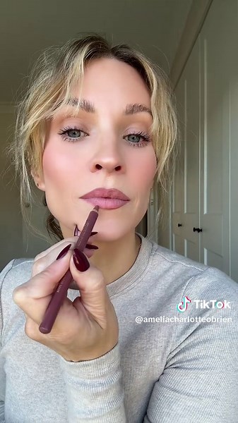 Natural overdrawn lips 🫶🏻