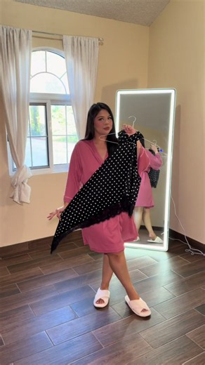 Polka Dot Top Outfit Ideas: How to Style a Polka Dot Top