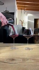 Nothing better than unwinding after a full day of skiing. And with our PowerView Automation the relaxation is even more enjoyable with just the touch of a button. Learn more about our control options including the Pebble Remote: https://bit.ly/3ZlSzFx | Hunter Douglas