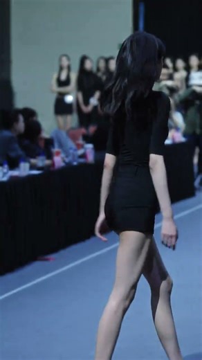 Dan Tongren: The Ultimate Beauty Icon in 360° - Your Close-Up View