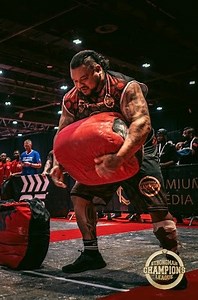 51K views · 856 reactions | Event #4 in Dubai‍I was worried about this event as I didn’t know at the time if my leg would be able to do it. The goal was to try get 1 my brother @kelvin_strongestman_of_holland said you will 郎 finish. So I let the WARRIOR looseBags in kgs 120-140-160Proud to say I finished this comp with 2 tears in my calf. | The Warrior - Strongman Rongo Keene | Facebook