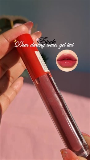 ISHUs_CANVAS on Instagram: "Addicted to this tint 💖, glossy shiny finish in one swipe ✨️ @etudeindia @etudeofficial.global . . . . #etude #glossy #transferproof #tint #kbeauty explorepage✨"