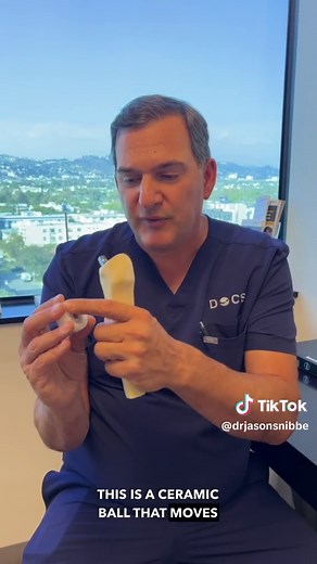 Dr. Snibbe breaks down the surgical process of a robotic hip replacement 🤖🦿#roboticsurgery #arthritis #hippain