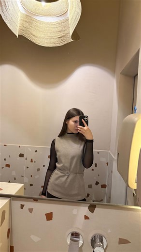 Daniela Vîlcu | Faith in God | 1. E suficient doar să spui că crezi Mulți cred că dacă spun „cred în Isus”, este de ajuns. Că relația personală cu Dumnezeu nu e chiar... | Instagram