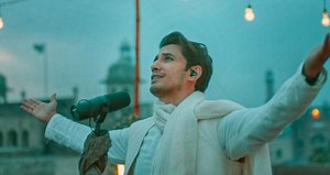 Ali Zafar releases his rendition of Balaghal-Ula Bi-Kamaalihi