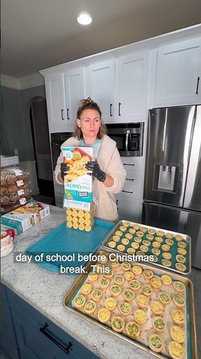 Dub said I look like the pigeon lady (home alone 2) #giftideas