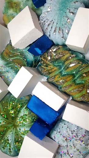 Loni's Luxe Asmr on Instagram: "Hello My Luxors, Today I present my Variety Shades of Blue & Freshies 💠🐦🥶| #LuxeCrush This was the first time using my loaf molds 🤗🤗🤗 and they were so pleasant and soft and thick with a bit of crisp 🤤🤤 I so enjoyed these and off that Blue dyed block was so fun can't wait for more of those 💙💙🥶🥶 Hope you enjoyed 😇 ~ NO EDITS OF ANY SORT OF ANY OF MY CONTENT ON ANY MEDIA PLATFORMS - THANK YOU ~"
