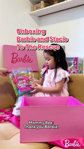 Unboxing Barbie and Stacie To The Rescue | Netflix Collection
