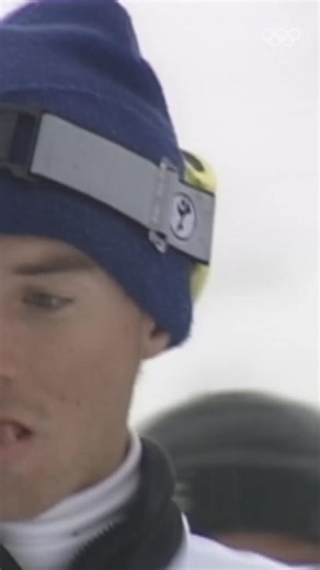 Throwback to Switzerland's Gian Simmen, who became the inaugural Olympic snowboard halfpipe champion at Nagano 1998! 🏂 🇨🇭 | Olympics