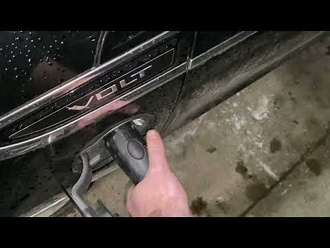 Using Techline Connect and a VCX Nano to fix Chevy Volt Service High Voltage Charging System Error