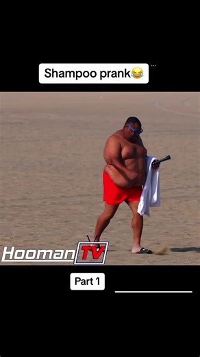 Shampoo prank #hoomantv #prank #shampooprank #summer #miami #prankwar #fyp