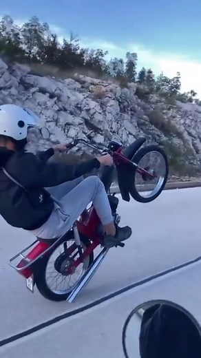 MOTORCYCLE CROATIA on Instagram: "❌ #motorcycle_croatia ❌ #motorcycle_croatia_team❌ hvala našem rokeru ❌ @lausic46 ❌"