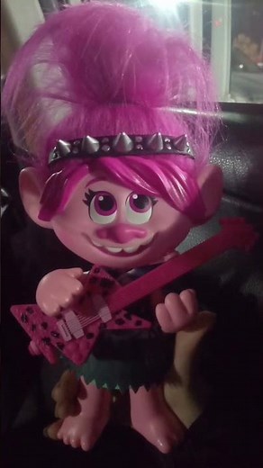 Trolls World Tour Pop To Rock Poppy