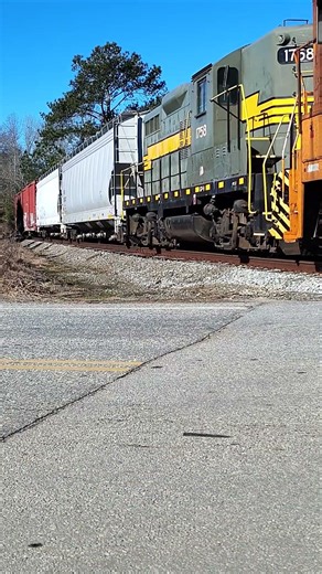 #highball on the Pickens Railway with an EMD GP9.