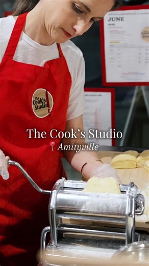 Discover Long Island on Instagram: "Master the kitchen this summer! 🧑‍🍳🌞 #discoverlongisland⁠ ⁠ The Cook’s Studio in Amityville hosts interactive cooking classes where you’ll learn new techniques, meet great people, and enjoy what you make.⁠ ⁠ 🎟️Use code TCSDLI25 for 25% off any class booked this summer!"
