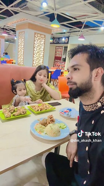 Automatic Ami Anedibo Jochona: Family Moments