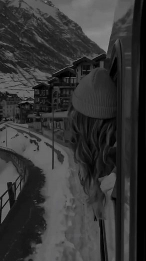 💙💙💙VIJAYA RAGHAVAN💙💙💙 on Instagram: "Pogaathae azhagae 🚶‍♀️ 🧕 🥺..... Ini thaangaathae uyirae #sidsriram #yuvan #tamil #love #tamilsonglyrics #arrahman #tamilstatus #tamillovesong #tamilsongs #tamillyrics #tamilcinema #kollywoodcinema #tamilbgm #thalapathy #hiphoptamizha #sidsriramsongs #trending #tamilsong #dhanush #tamilwhatsappstatus #tamillovestatus #yuvanshankarraja #anirudh #kollywood #bgm #tamilmusic #vijay #vijaytv #lovefailure #viral 💯 This video or audio and images are not own