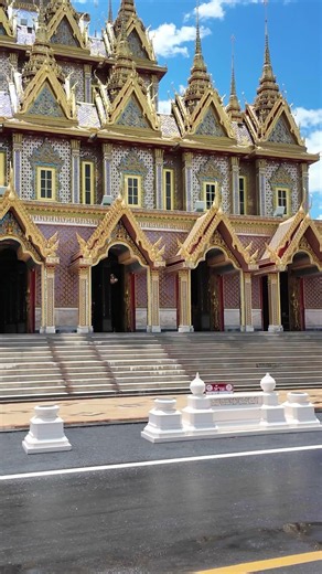 ปราสาททองคำแห่งวัดท่าซุง