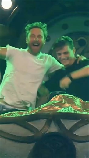 Martin Garrix & David Guetta live at Tomorrowland #martingarrix #davidguetta