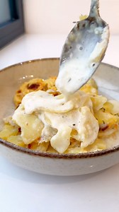 Il faut absolument que vous goûtiez ce gratin dauphinois revisité au parmesan 🤩 @acha_happybody La recette ici : https://www.instagram.com/reel/C16ie4gMN_M/ | Marmiton
