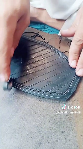 Leather Crafting Techniques: Hand Stitching Guide