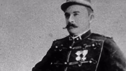 Mata Hari: The Femme Fatale Who Fooled The World